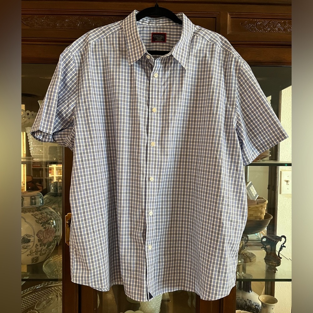 Men’s XXL UntuckIt short sleeve button down